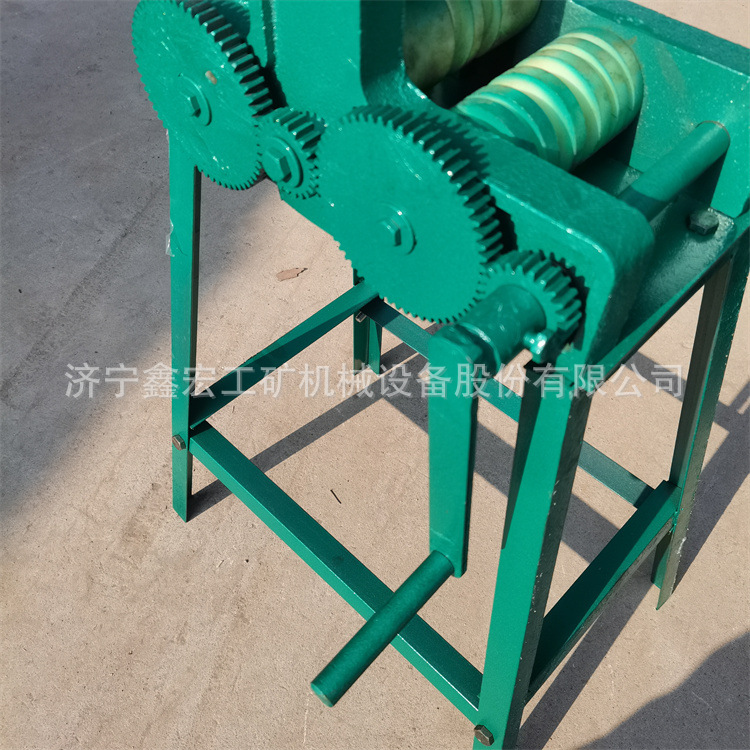 2022.10.8蔡海燕手摇铝合金弯管机 (10).jpg