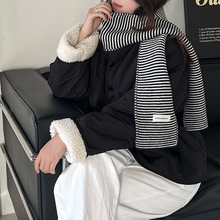 博主同款日系羊毛黑白条纹围巾女2025秋冬时髦文艺围脖氛围感披肩