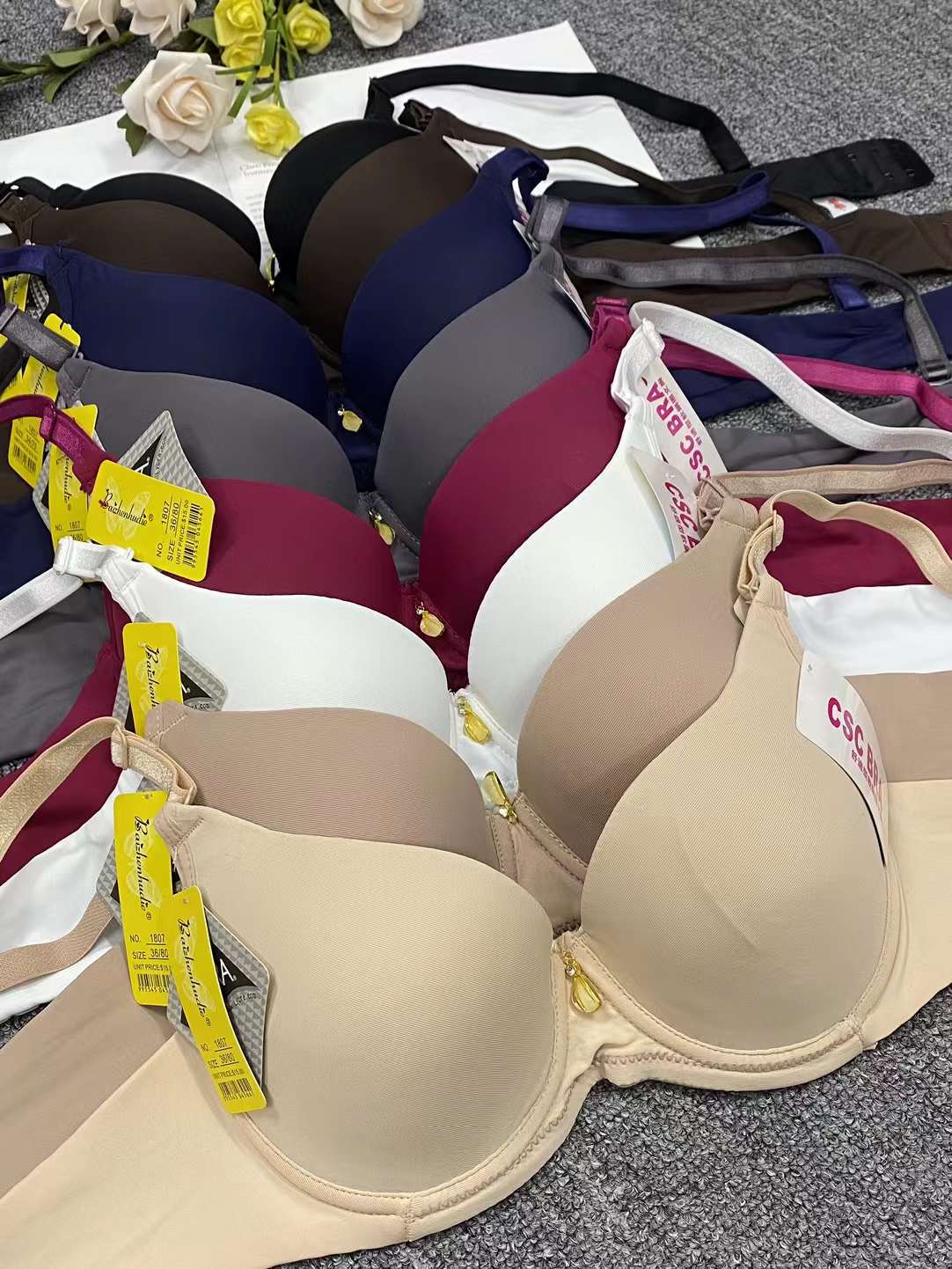 Comercio exterior nueva marca del sudeste asiático Ropa INTERIOR DE MUJER SOLTERA extranjera cómoda con anillo de acero brillante sujetador transparente fábrica al por mayor