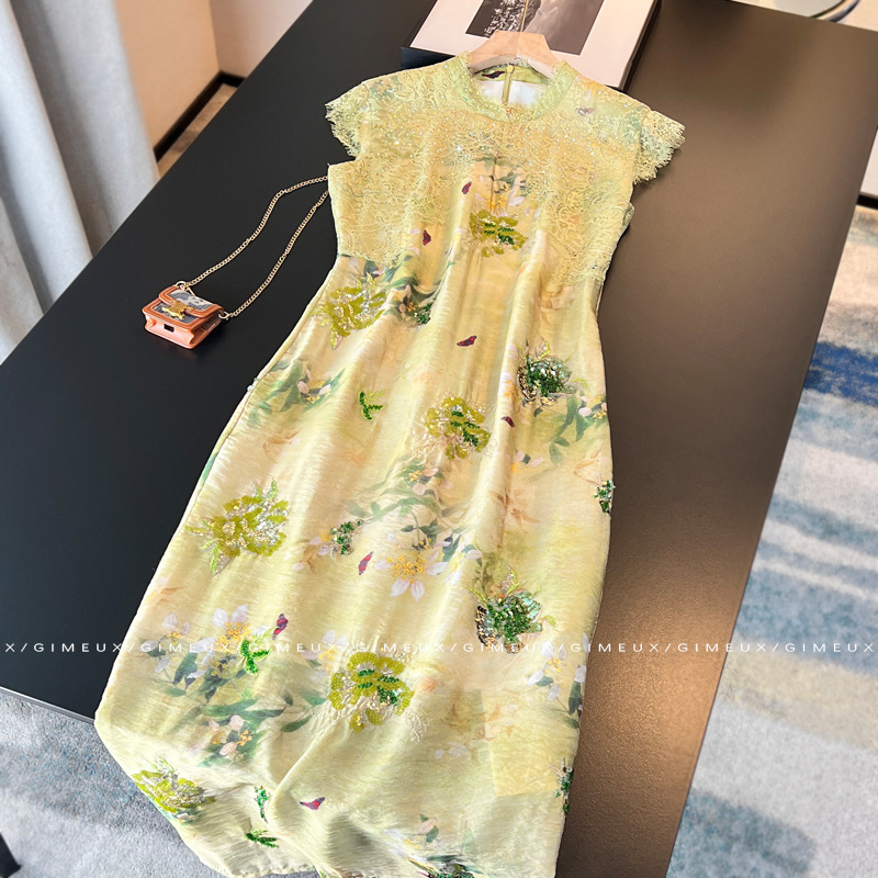 New Chinese Style Improved Cheongsam dress Women's Summer 2025 New French Style Romantic Lace Embroidered Rear Split Long Skirt New Chinese Style Improved Cheongsam dress Women's Summer 2025 New French Style Romantic Lace Embroidered Rear Split Long Skirt