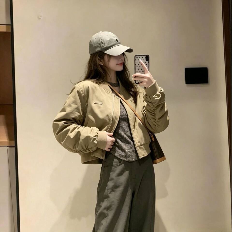 Áo khoác jacket nữ dáng ngắn form rộng vai đứng kiểu bóng chày, dài tay, khóa kéo — Màu kaki, hai lớp, có lót vải, Đen hai lớp có lót chi tiết 10