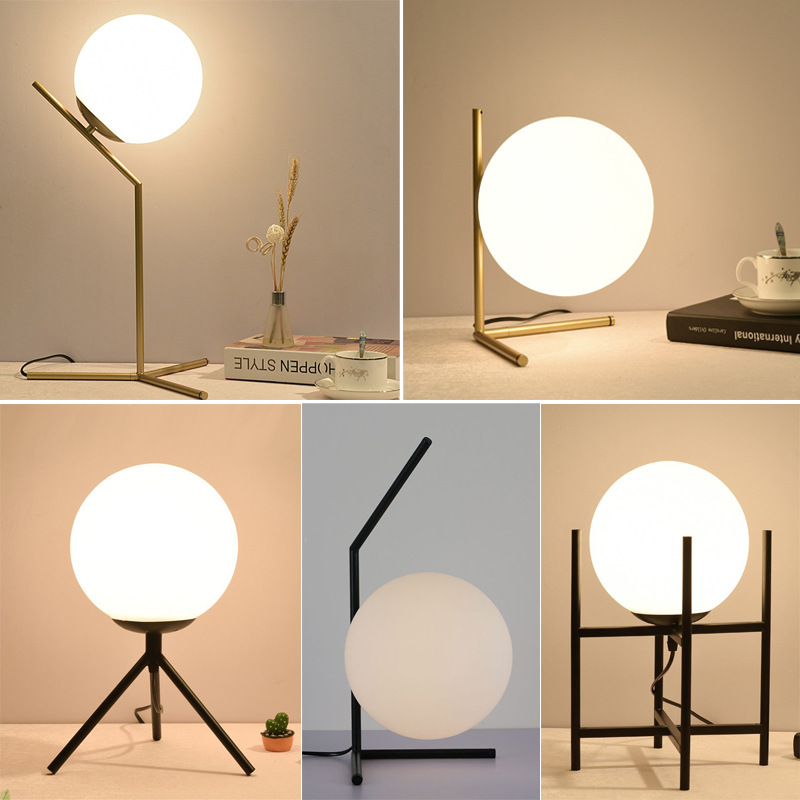 Nordic Bedroom Bedside Table Lamp Modern Simple Study Hotel Guest Room Table Lamp Creative Glass Ball Decorative Table Lamp