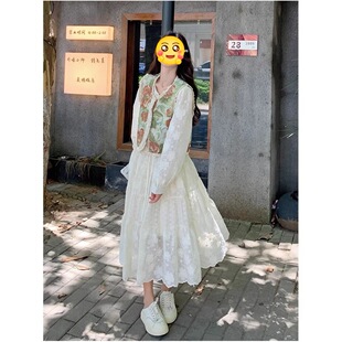 ���ÿ��Ứ�R���B��ȹ���bŮ2026�����¿ʽ�OӋ����Ůȹ�ɼ���