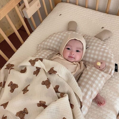 ins bear double-layer cotton gauze quilt baby cotton blanket summer air-conditioned quilt kindergarten lunch break blanket