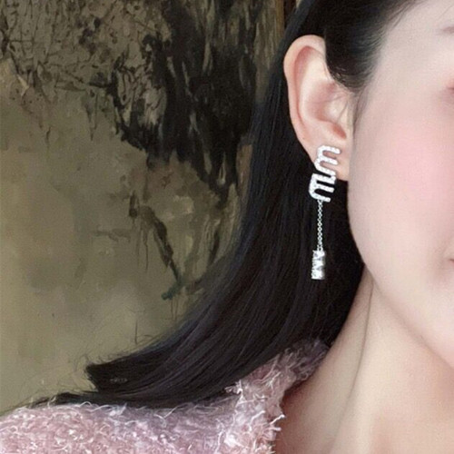 Yang Chaoyue's same style micro-inlaid letters MIU long tassel earrings, light luxury, high-end, fashionable and versatile earrings