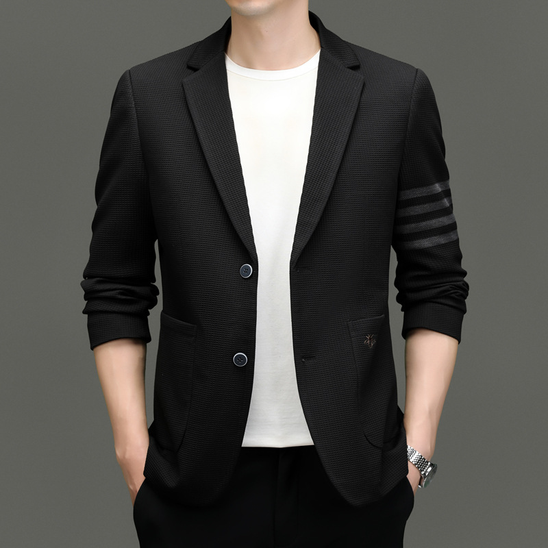 Demi-season thin knitted suit
