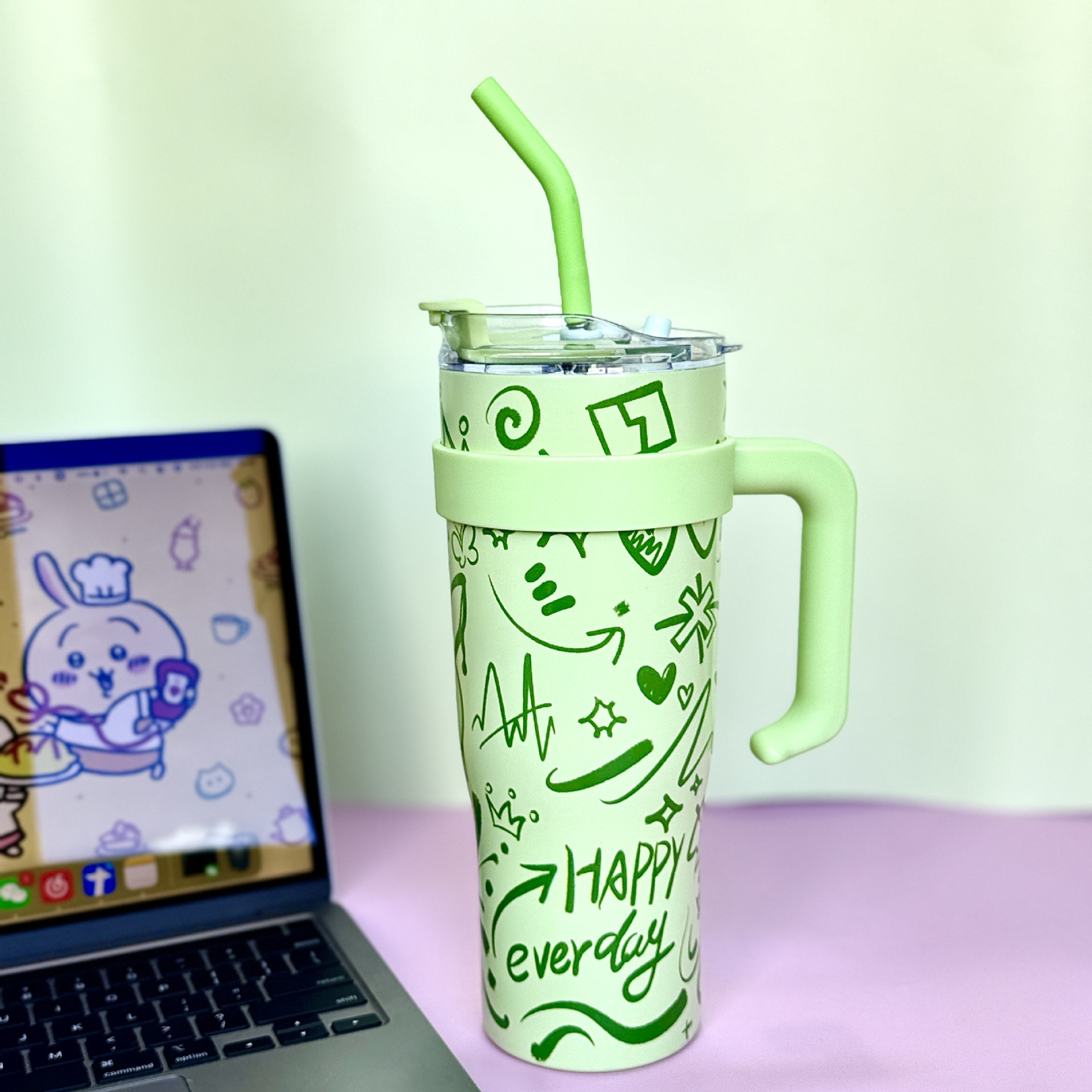 Taza de gran capacidad de las niñas de alto valor facial con taza de agua de paja, taza de agua de gran tamaño, taza de agua de gran tamaño, regalos al por mayor