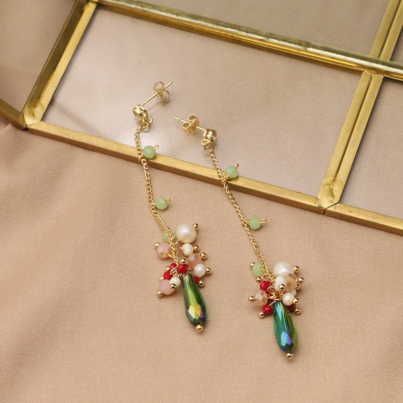 organic retro elegant earrings from pearl