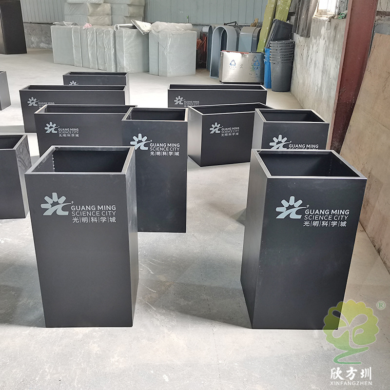 304 # caja de flores de acero inoxidable al aire libre piso doble placa de metal galvanizado negro polvo pulverizado laqueado contenedor de maceta