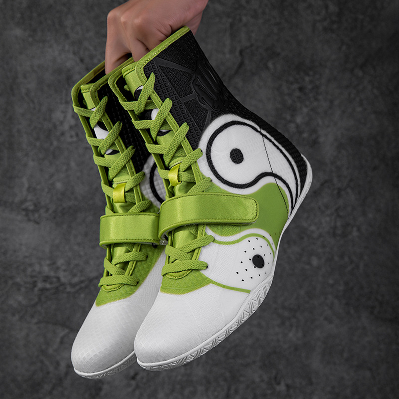 Fashionable boxing shoes for men, specialized shoes for fighting competitions and Sanda, wrestling training shoes, men's high-top free combat shoes, new model