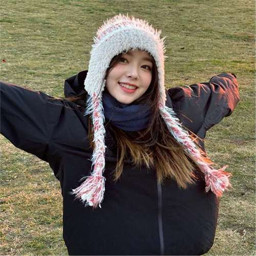 Autumn and Winter Striped Patchwork Wool Hat for Women, Fleece-Lined, Thickened, Warm, Ear-Protecting, Large-Circumference Lei Feng Knitted Beanie
