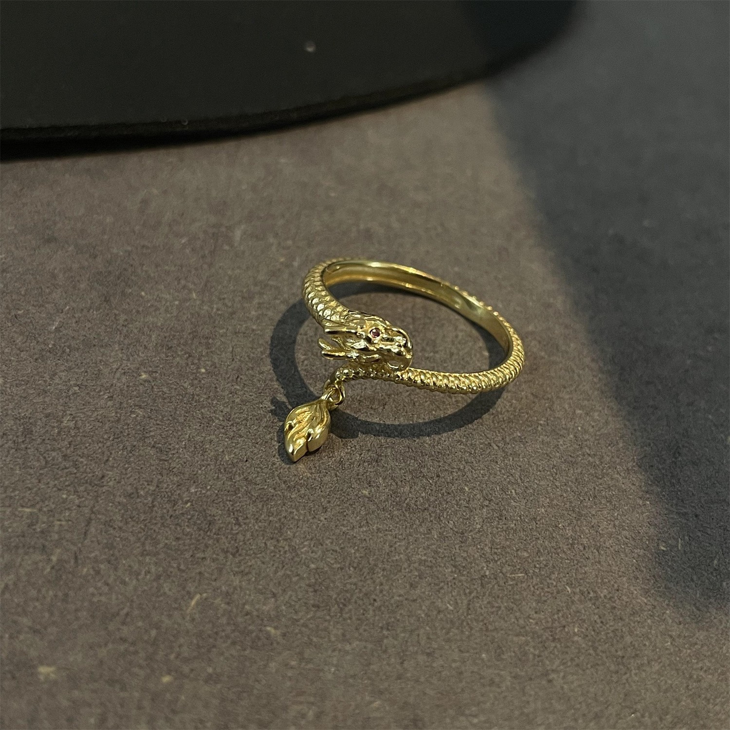 Bijoux et accessoires Bague Dragon Année Petit Dragon Doré Design de niche Mode Bague Année Dragon Zodiaque Haut de gamme Accessoires de bague Femme_voghion.com