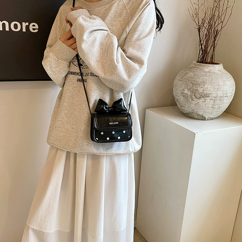 Cute small children's one-shoulder bag for princess with bow, lipstick, Korean style, western style
