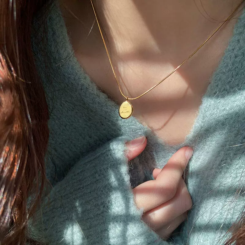 Подвеска-ожерелье, charm из нержавеющей стали в виде буквы, розовое золото или серебро, стиль лёгкого люкса