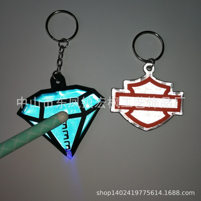 Customized Reflective Led Keychain Cross-Border Export Pvc Lighted Keychain Rubber Press Light Mini Anime Keychain Customized Reflective Led Keychain Cross-Border Export Pvc Lighted Keychain Rubber Press Light Mini Anime Keychain