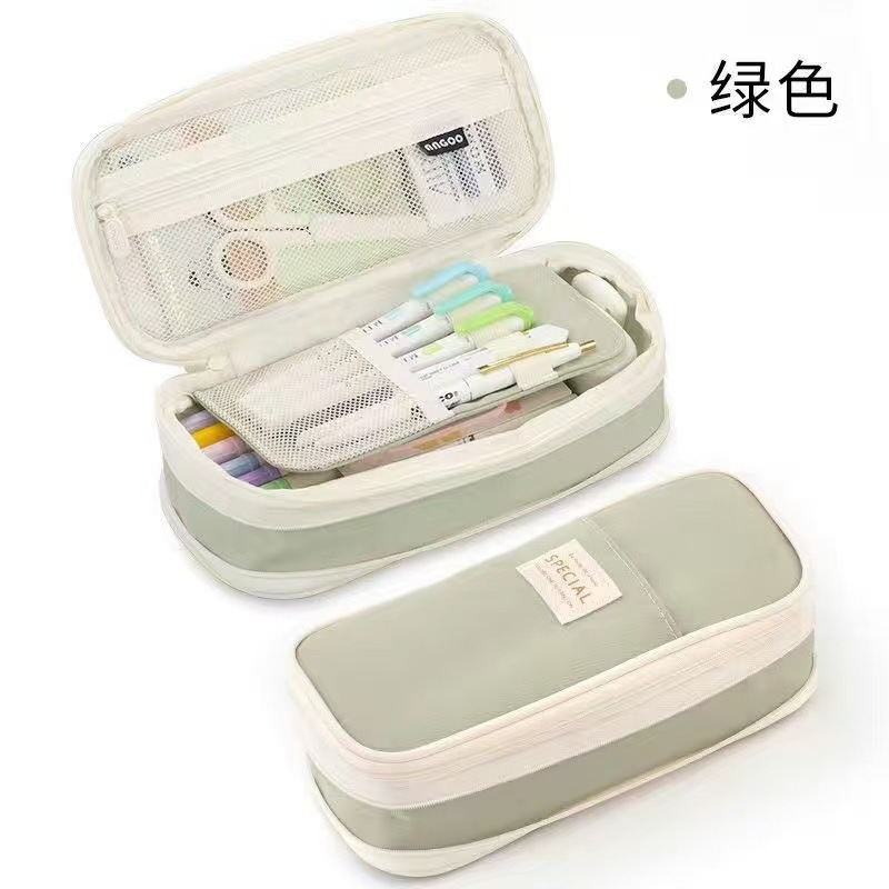 Estuche retráctil para lápices-verde