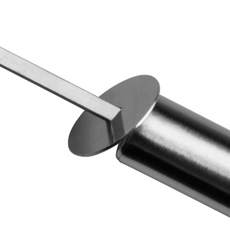 Juego de herramientas de barbacoa de venta caliente de Amazon caja de aluminio combinación de pinchos domésticos de acero inoxidable para hornear suministros bbq al aire libre