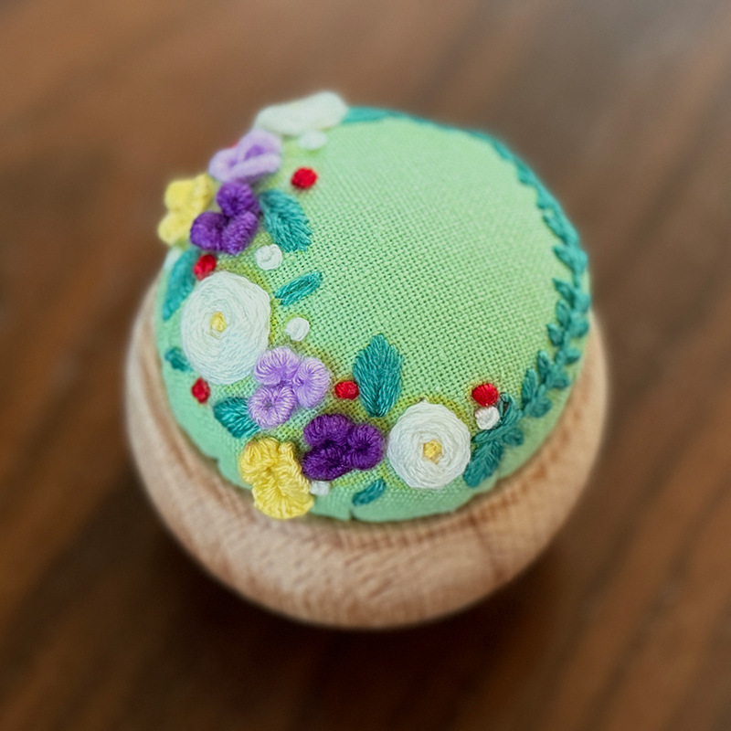 Paquete de material de bricolaje de bordado, bordado de espinas, práctica para principiantes, bolso de mano, juego de regalo, flor de bordado Lu, caja de inserción de aguja de autobordado tridimensional