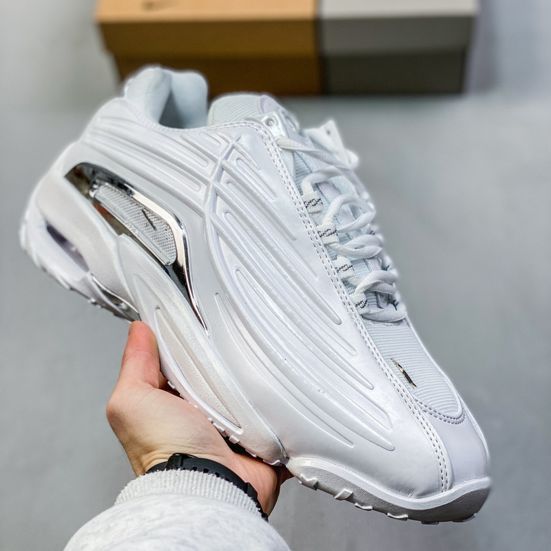 Foreign Trade Shoes Hotstep Sneakers European Style Men's Large Size Sneakers Electroplated Patent Leather Nocta Basketball Shoes Height Increasing