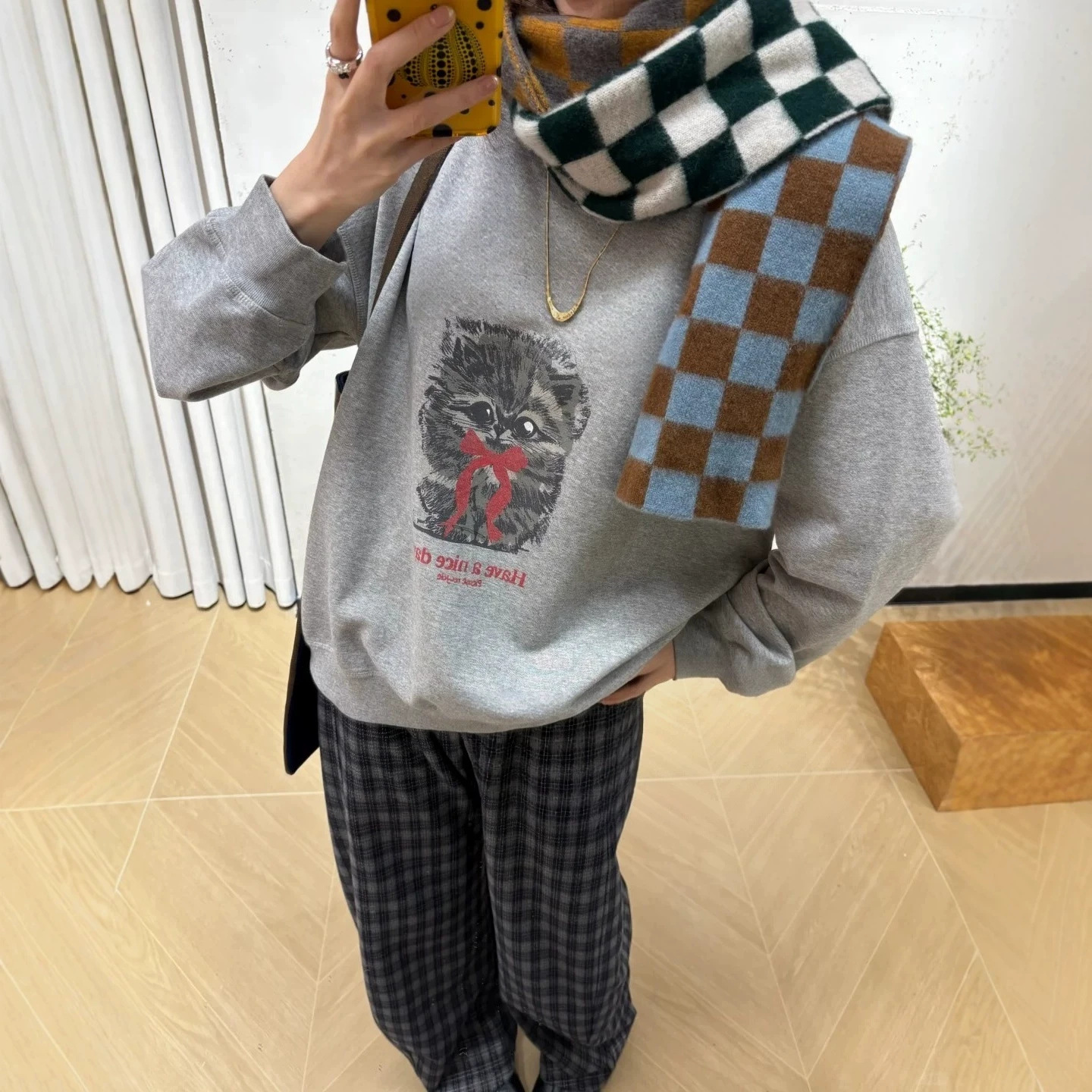 26 New Vintage Cat Print Round Neck Sweatshirt for Women, Gray Loose Fit with Drop Shoulders, Cartoon Print Casual Top, Factory