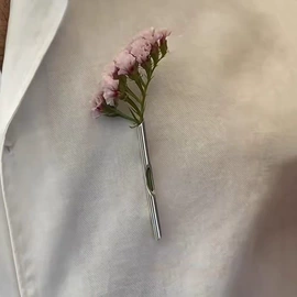 胸针;项链;手链