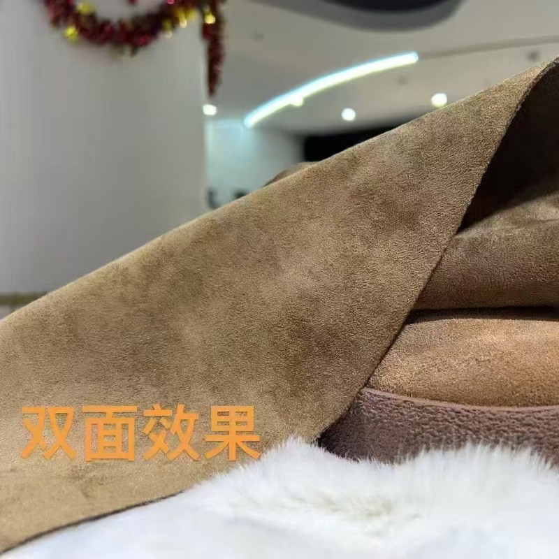 本革のフランネルの服のソファーのシートをまねて厚いフランネルの布地の染色を作ります。|undefined