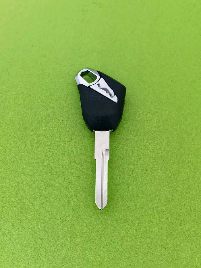 Suitable for Kawasaki Motorcycle Keys, Universal Kawasaki 001 Left Side 250Ninja Z250Z800 Z1000