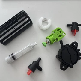 摩托车配附件;油泵、油嘴;滤芯
