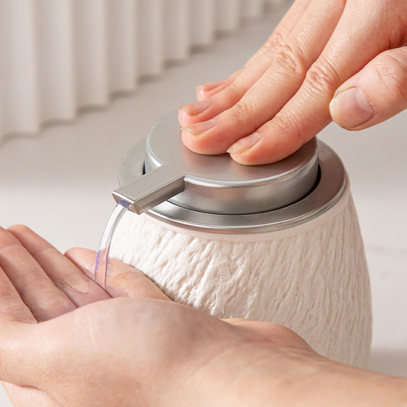 Dispensador de jabón cerámico tipo espuma con diseño de piedra, para gel de ducha y champú, botella de cerámica recargable de estilo nórdico.