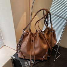 �͹����б���ˮͰ������������Ů2025�¿�r�аٴ�μ��p���