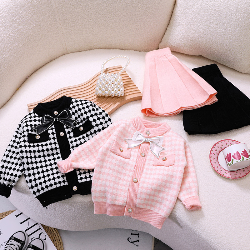 2023 Autumn/Winter New Children's Sweater Girl's Fragrant Knitted Cardigan Short Skirt Baby Two Piece Set_voghion.com