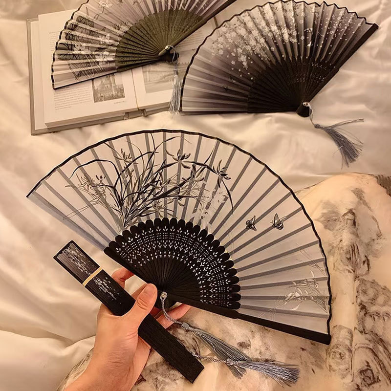 古风折扇女古典流苏绢扇中国风小扇子随身舞蹈工艺国潮扇学生扇子