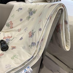 A種類の乳幼児は機械で小さい氷の皮の涼しさを洗うことができます。
