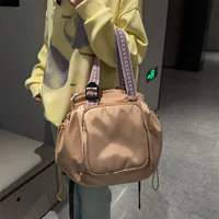 1688自收纳摇篮包批发_便携妈咪包源头工厂
