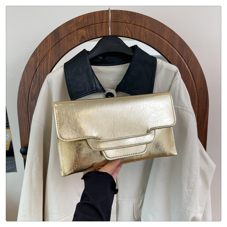 Bolso de mujer de color sólido bolso de cambio de mujer bolso de mano de alto valor de cara simple bolso corto de moda bolsa de sobres versátil