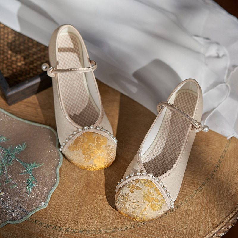 Jinse with Cheongsam Shoes National Style Old Beijing Flat Antique Embroidered Shoes New 2023 Beef Shoes