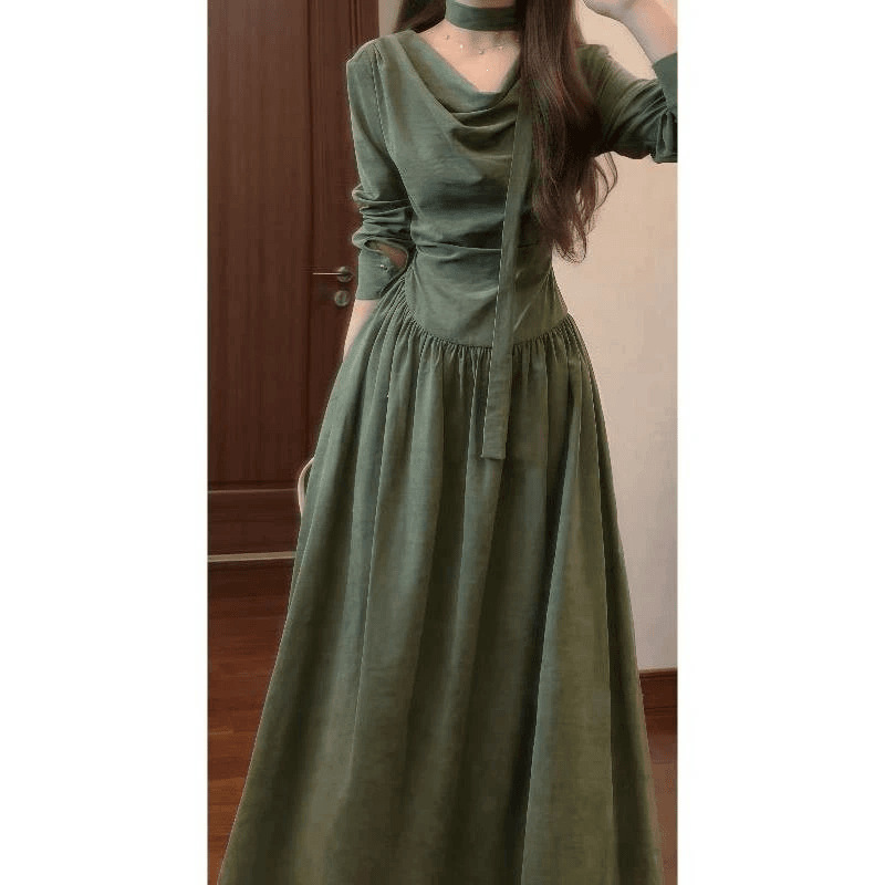 Stunningly beautiful autumn simple, elegant, and classy green long-sleeve base dress, a gorgeous and stylish long dress