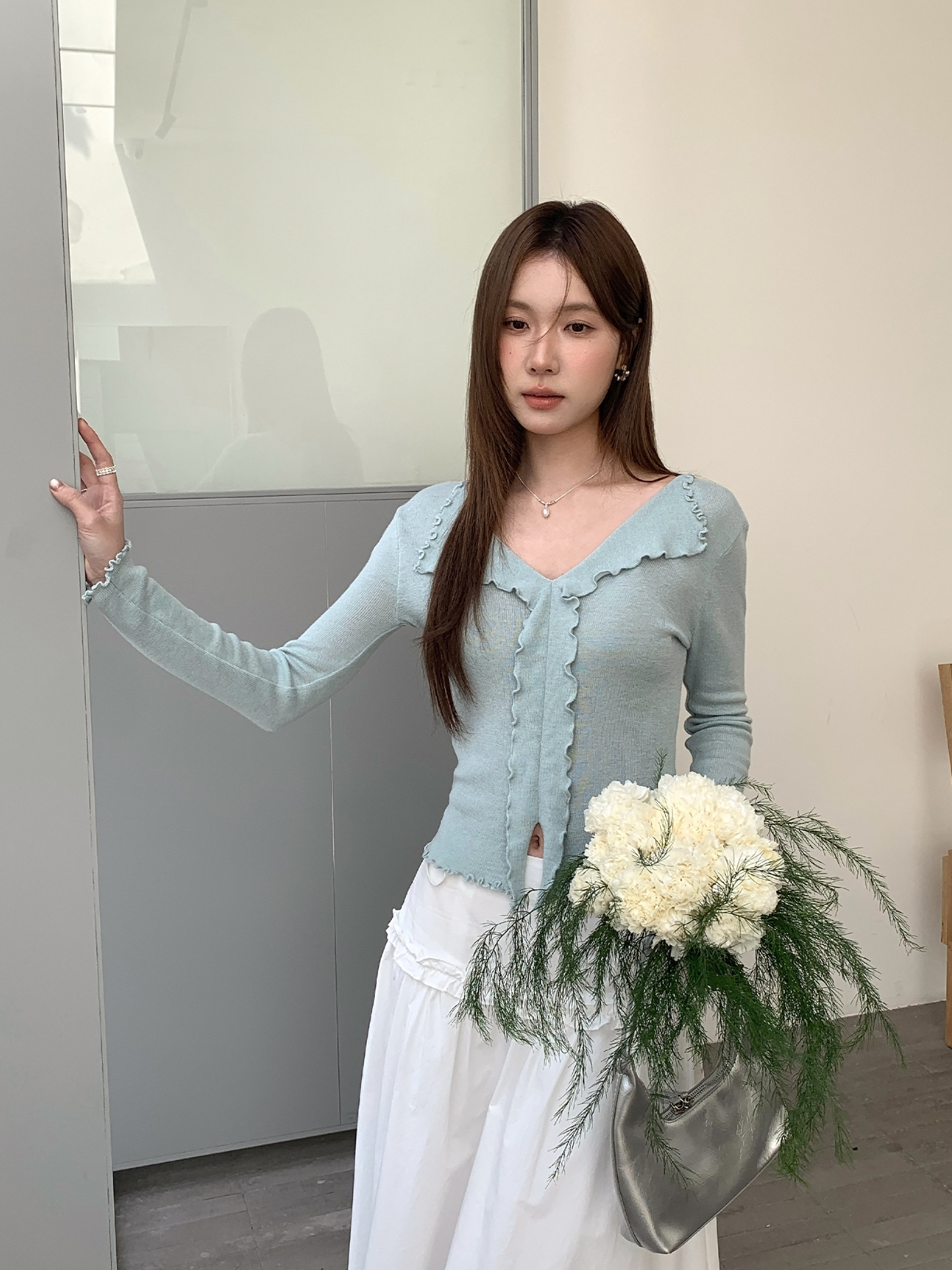 26ye056 light blue knitted outerwear