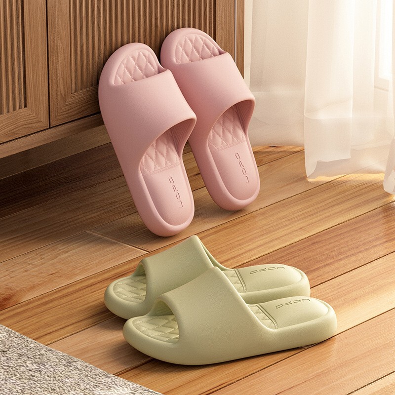Sandals and Slippers Couple's Indoor Home Bathroom Bathing Non-slip Slides Heightening Dung-feeling Deodorant Eva Slippers