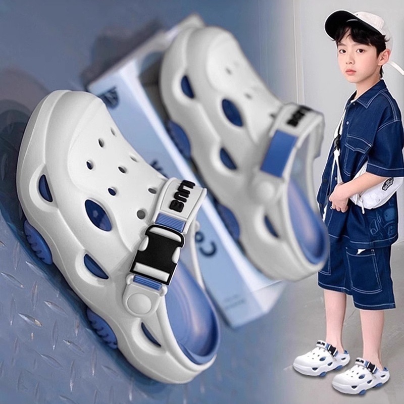 Boys' Croc Shoes 2025 New Summer Outerwear Non-Slip Children's Beach Slippers Boys' Two-Wear Sandals for Middle and Large Children