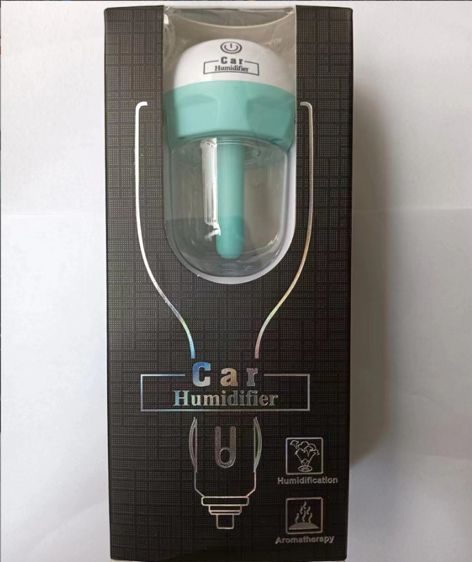 Car humidifier car household air purifier atomized spray and aromatherapy car sterilization deodorization and odor removal