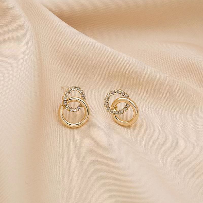 Procesamiento de precios de anillo de anillo de fijación de estilo aretes de círculo de estilo elegante aretes de alta calidad al por mayor