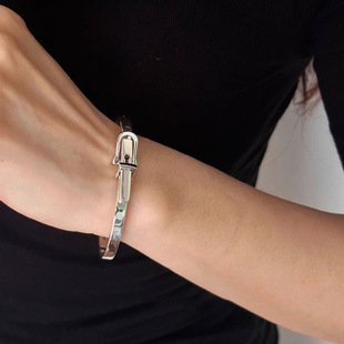 �W��Ƥ�������CŮ�n��С���߼����OӋ�͹ŕr�аٴ���{���֭h