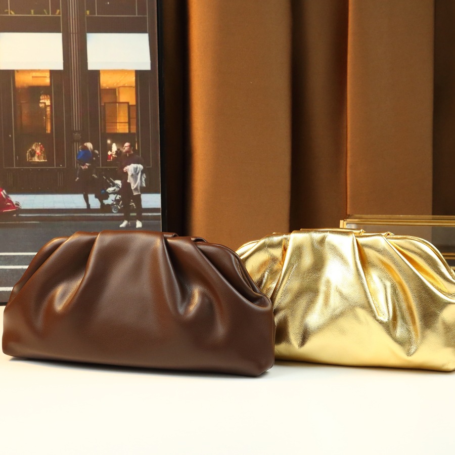 European And American New Women's Cloud Bag Evening Bag Fashion Pleated Luxury Versatile Crossbody Bag