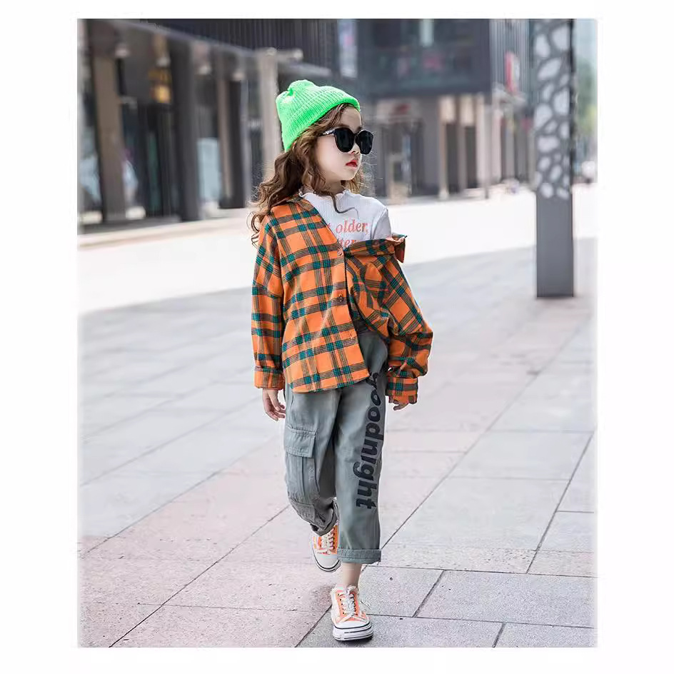 Las niñas de primavera y otoño camisa a cuadros de manga larga estilo coreano medio y grandes niños sueltos estilo occidental superior Comercio exterior ropa para niños en stock suministro directo