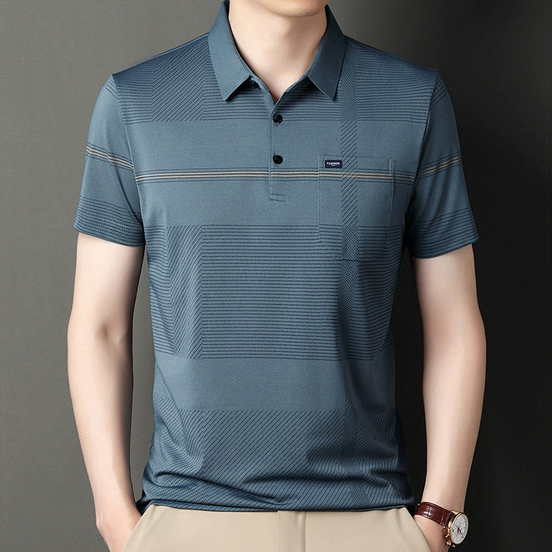 Мужская рубашка-поло, летняя футболка из ледяного шелка с отложным воротником и короткими рукавами и настоящими карманами, в тонкую полоску для пап среднего и пожилого возраста.