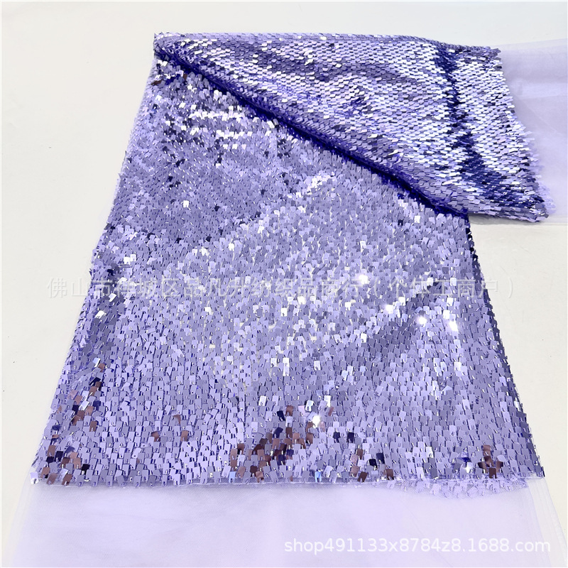 Fabricante nuevo 20 color pequeño rollo largo sequinilla tela de malla ropa de moda decoración de ropa de boda tela