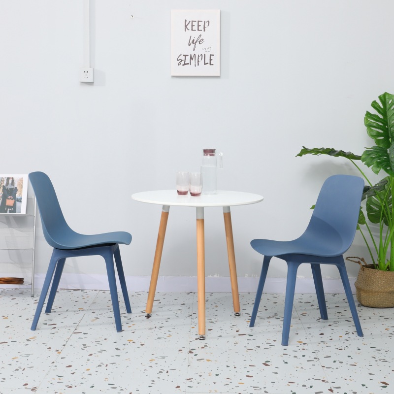 Nordic moderno simple ocio respaldo silla pequeña casa restaurante PP silla de plástico Silla de comedor cantina Silla de ingeniería