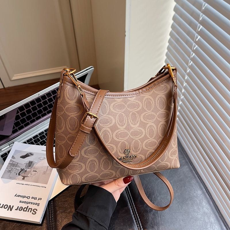 2025 Fashionable and Versatile Large-Capacity Satchel Shoulder Crossbody Bag Retro Casual Accessible Luxury Niche Design Hobo Bag for Women 2025 Fashionable and Versatile Large-Capacity Satchel Shoulder Crossbody Bag Retro Casual Accessible Luxury Niche Design Hobo Bag for Women