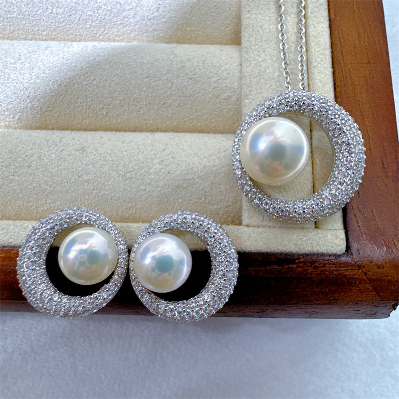 26g Weight Pearl, Zircon Inlay Material Pendant Necklace, Earrings Classification cable chain Chain Type Holiday, Daily Occasion Circle Pattern Women's Gender Inlay Design Casual, Simple Style Style Casual Simple Style Inlay Circle Pearl Zircon Pendant Necklace Earrings 无